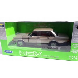 Welly 1:24 24102 volvo 240 gl