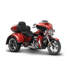 MAISTO 32337 CVO TRI GLIDE...